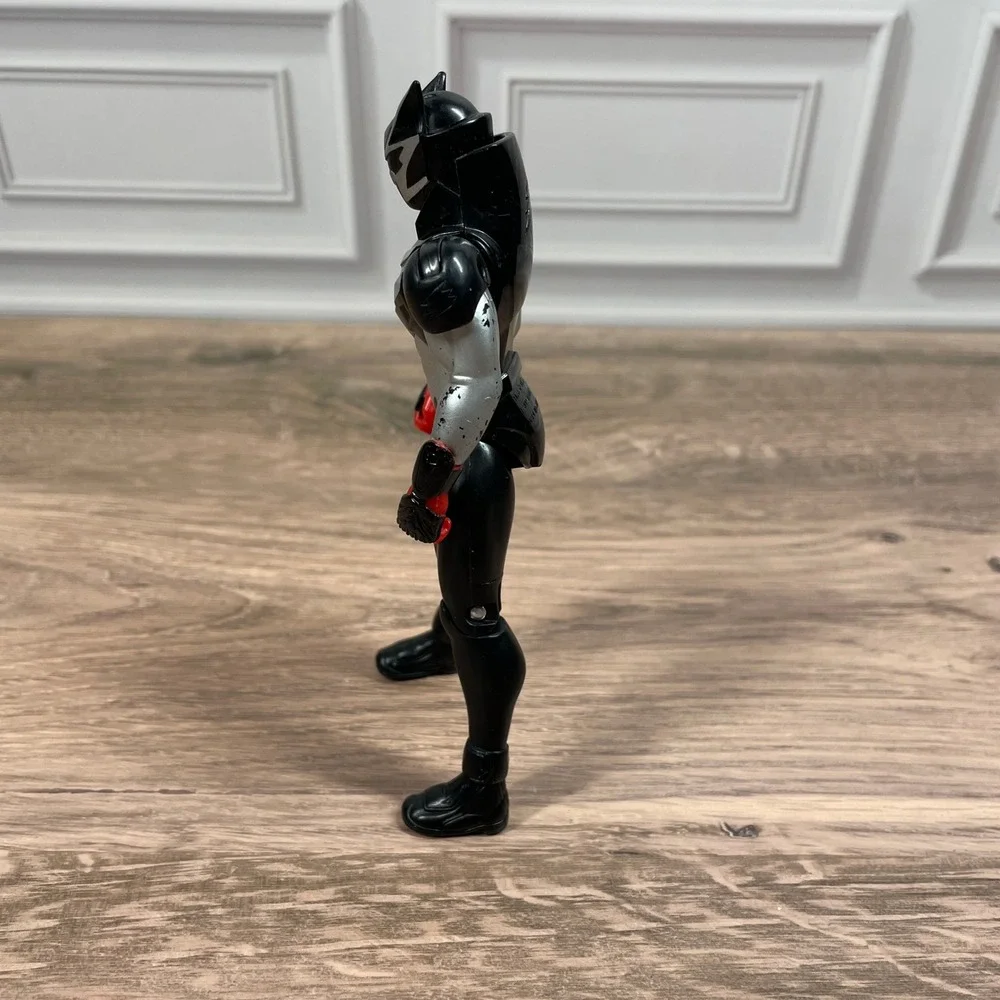 2007 Power Ranger Jungle Fury Bat Ranger Black Silver Action Figure Bandai - Picture 3 of 7
